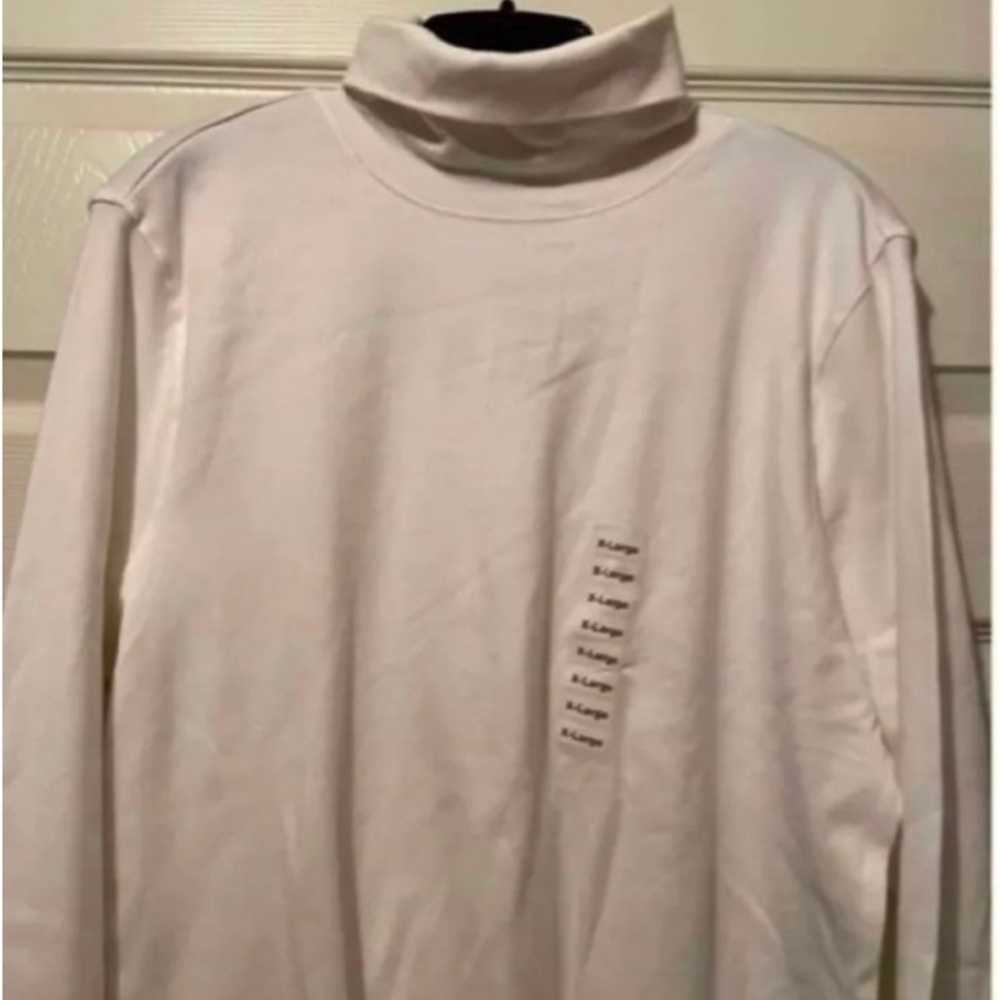 Turtleneck shirt